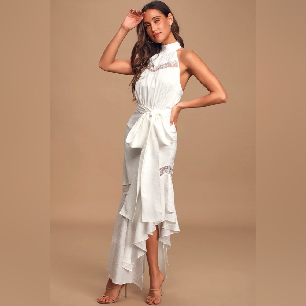 Elliatt White Amorphous dress Size Xsmall